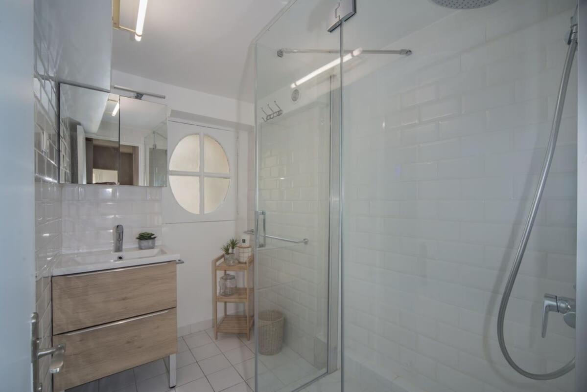 Classy Bourgeois - Chic 2 Bedroom In Le Marais Parijs
