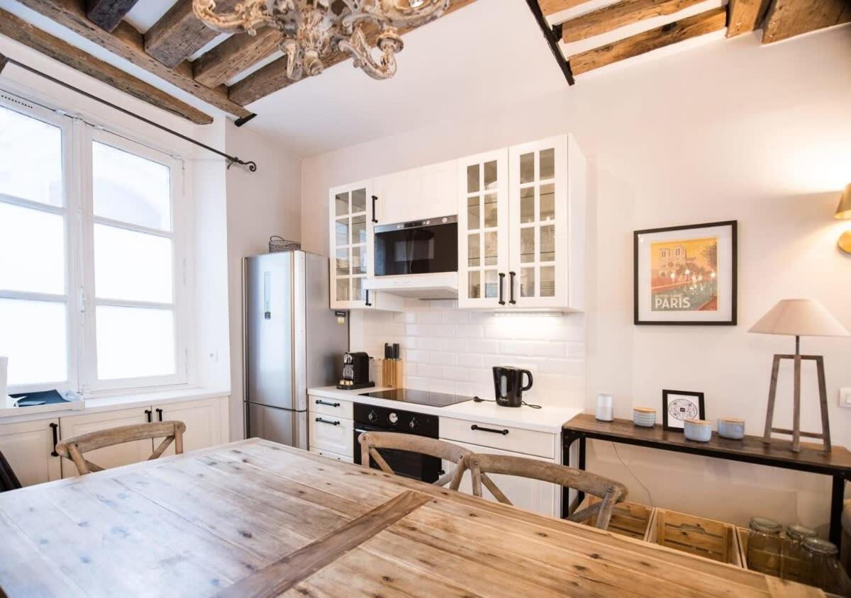 Classy Bourgeois - Chic 2 Bedroom In Le Marais Appartement