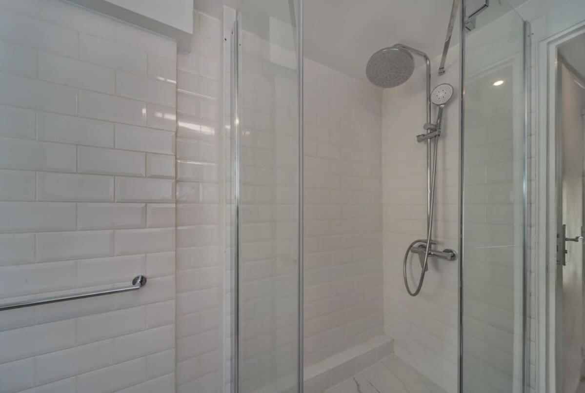 Classy Bourgeois - Chic 2 Bedroom In Le Marais Appartement Parijs